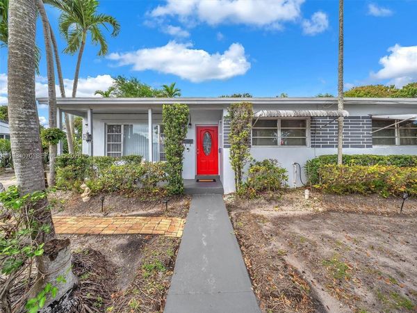 3281 NW 170th St , Miami Gardens, FL 33056