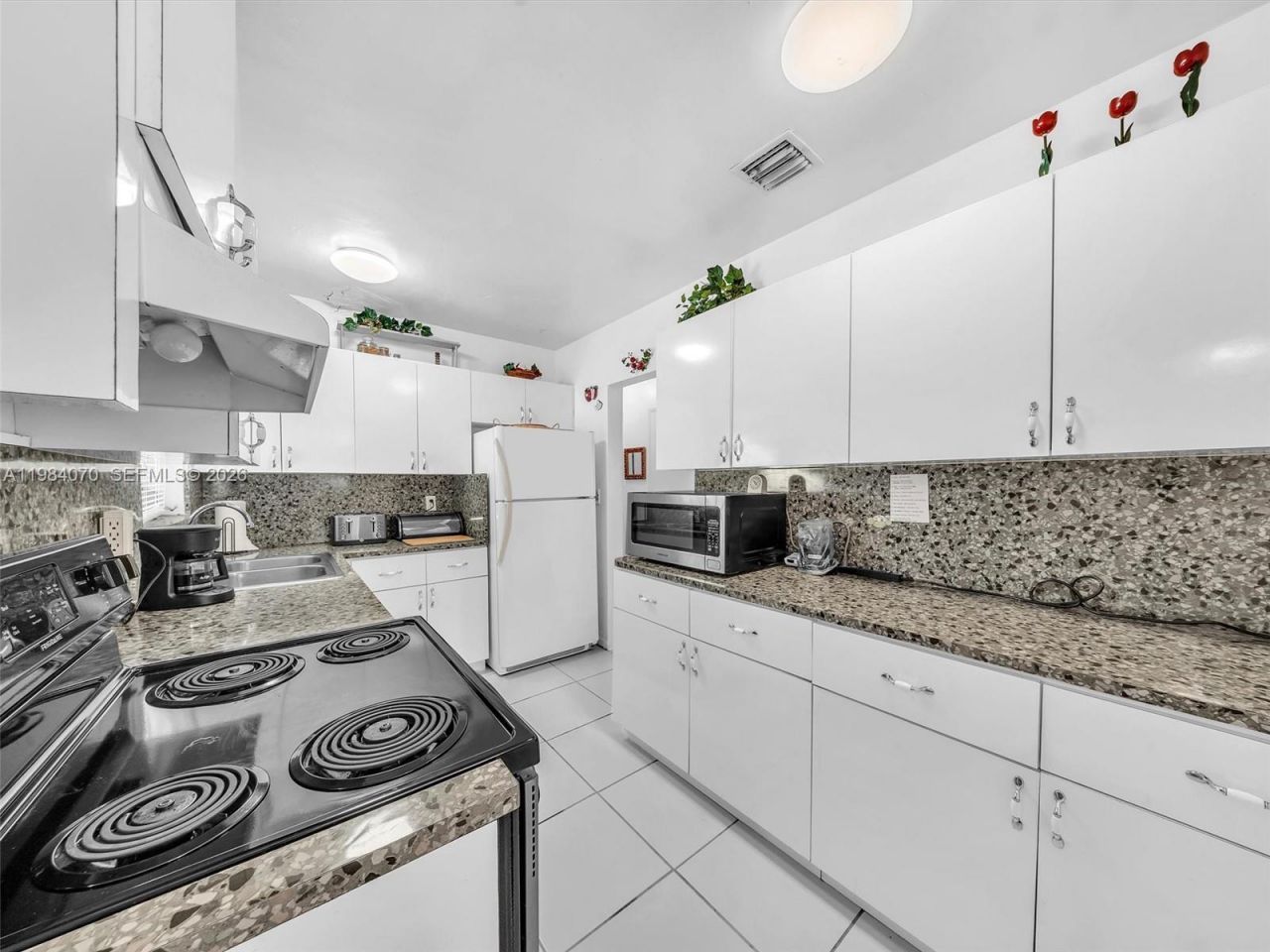 3281 NW 170th St, Miami Gardens, FL 33056 Photo