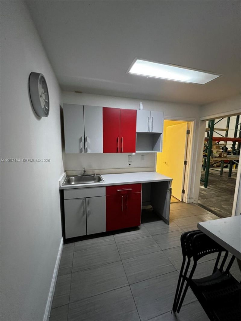 8221 NW 30th Ter , Doral, FL 33198 Photo