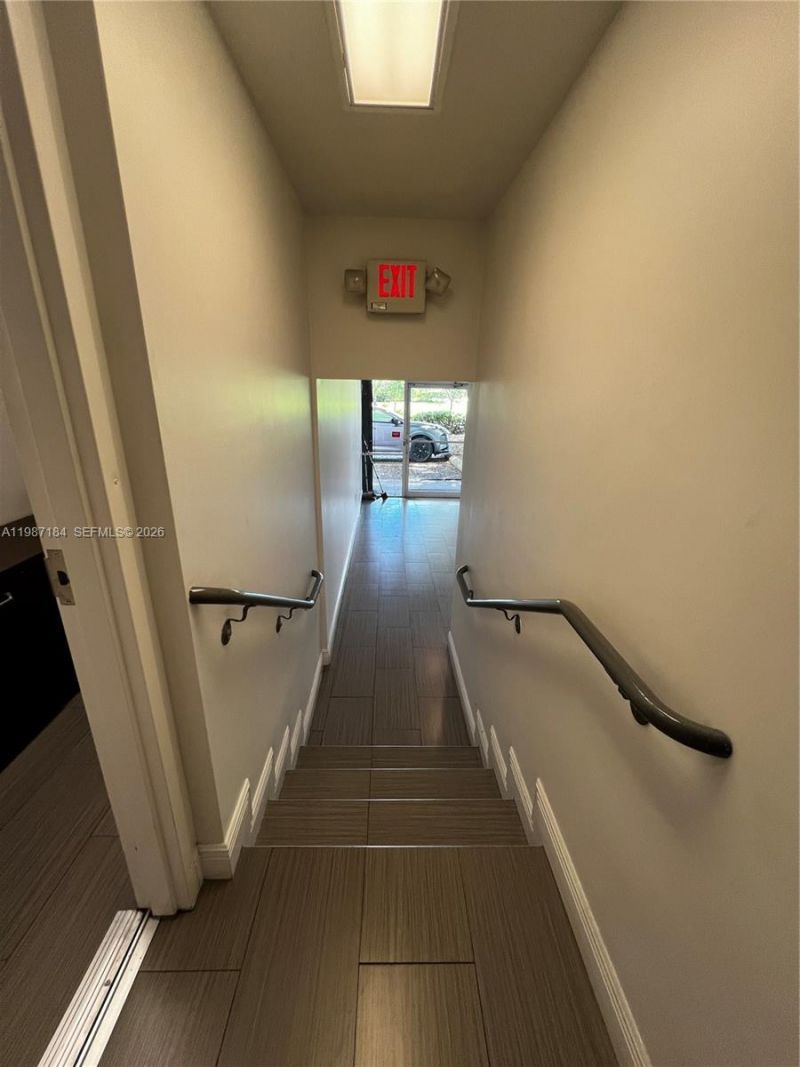 8221 NW 30th Ter , Doral, FL 33198 Photo