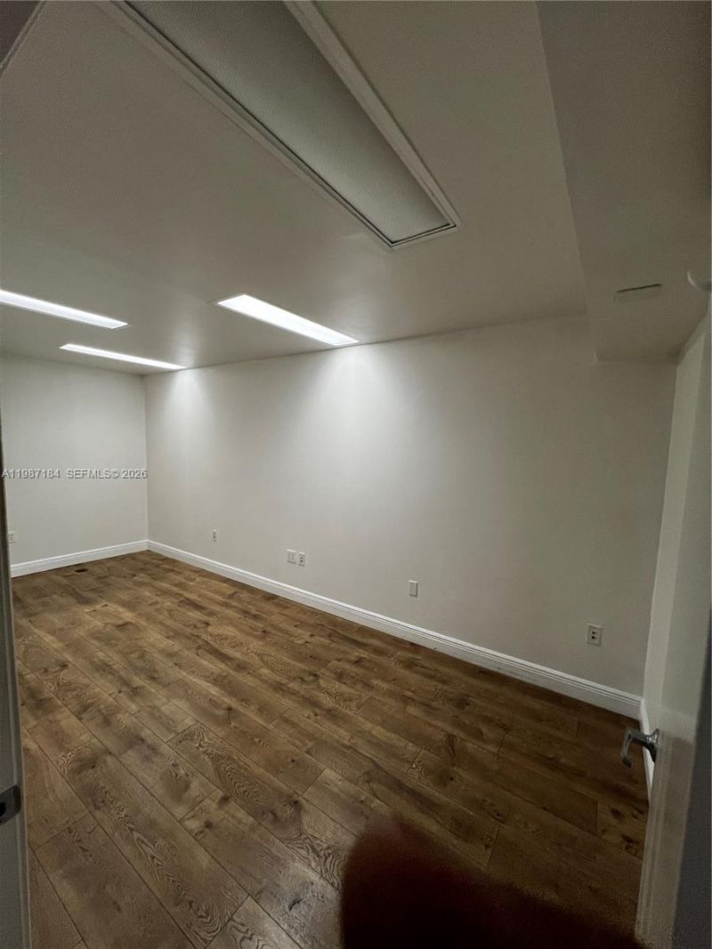 8221 NW 30th Ter , Doral, FL 33198 Photo