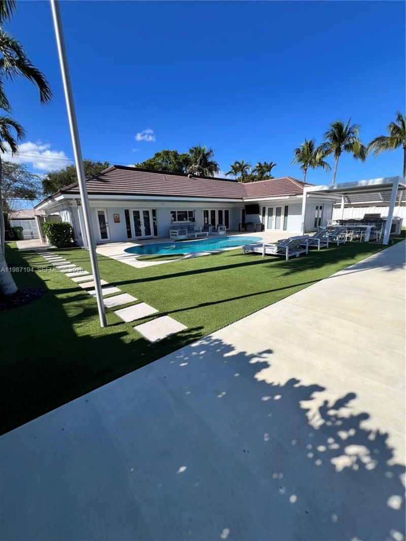 5510 Bayview Dr , Fort Lauderdale, FL 33308 Photo