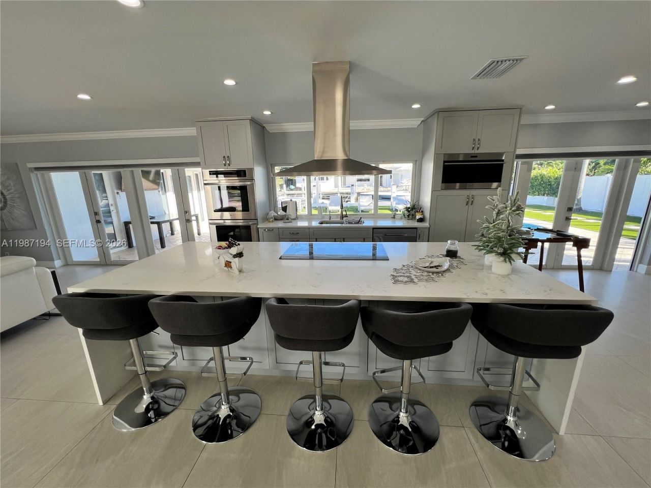 5510 Bayview Dr , Fort Lauderdale, FL 33308 Photo