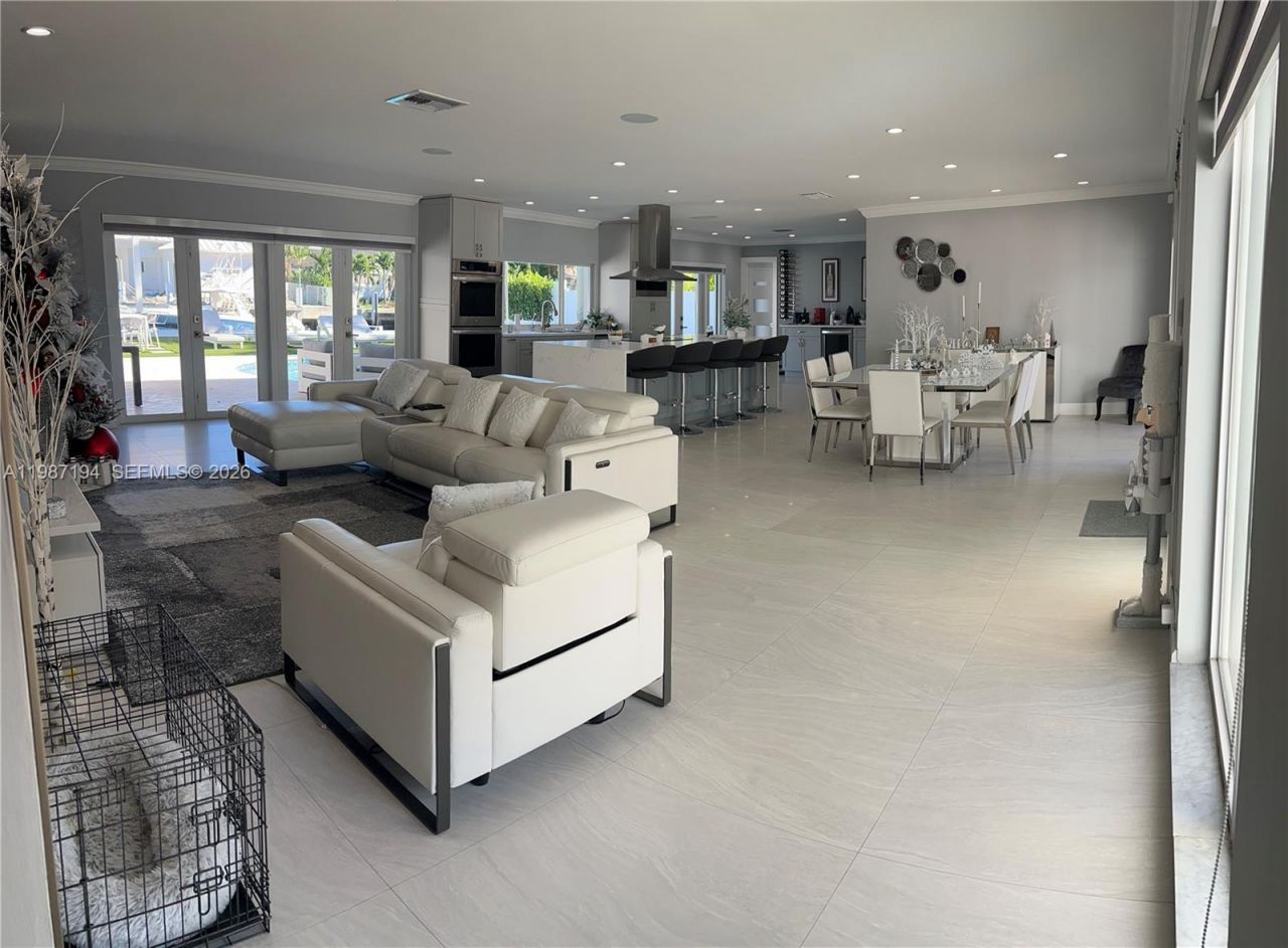 5510 Bayview Dr , Fort Lauderdale, FL 33308 Photo