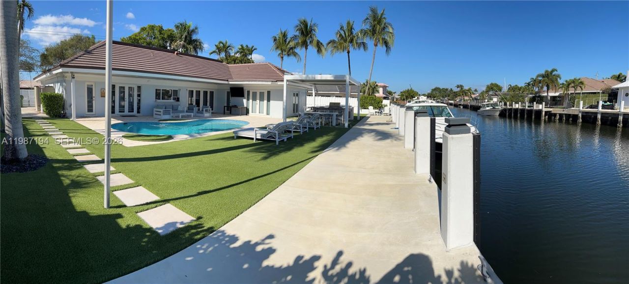 5510 Bayview Dr , Fort Lauderdale, FL 33308 Photo