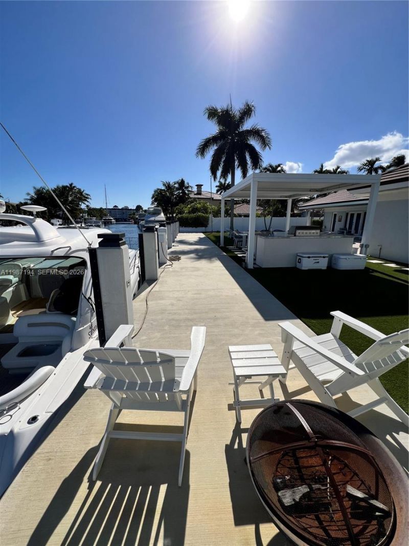 5510 Bayview Dr , Fort Lauderdale, FL 33308 Photo