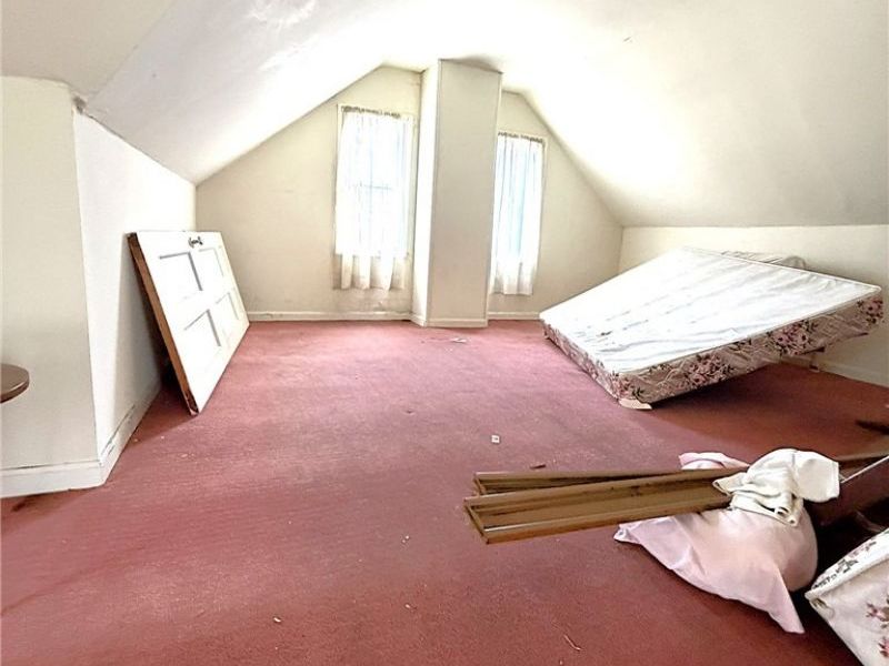 4385 E 175th Street, Cleveland, OH 44128 Photo 14