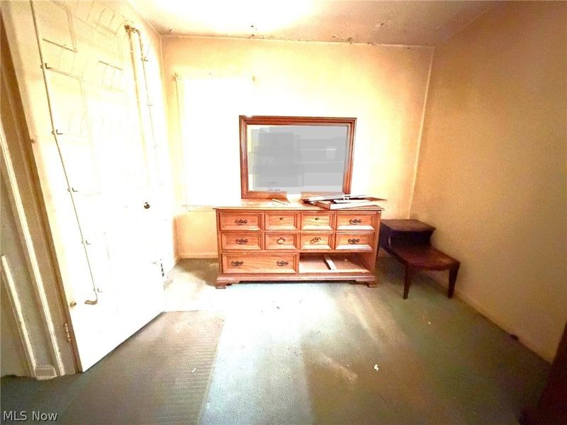 4385 E 175th Street, Cleveland, OH 44128 Photo 9