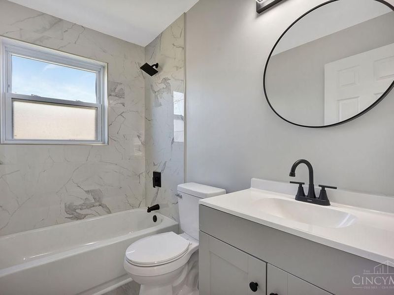 1478 Foxwood Drive, North College Hill, OH 45231 Photo 13