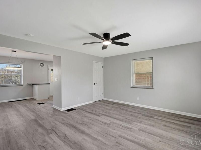 1478 Foxwood Drive, North College Hill, OH 45231 Photo 7