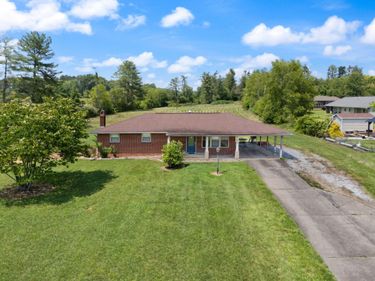 386 b Boggs Road, London, KY 40744