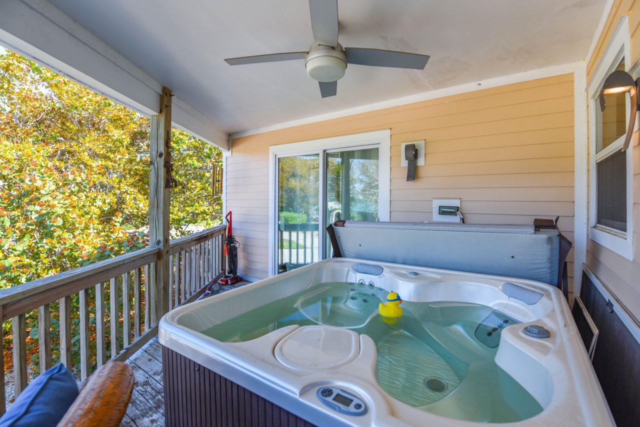 19591 Navajo Street, Sugarloaf, FL 33042 Photo