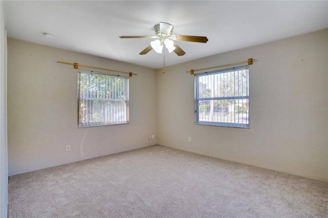 2817 49th Street N, Saint Petersburg, FL 33710 Photo