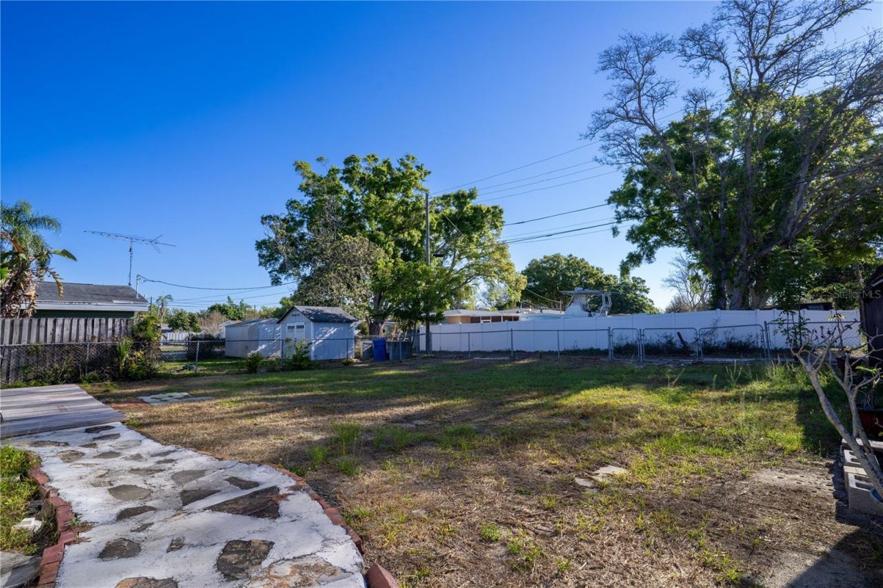 2817 49th Street N, Saint Petersburg, FL 33710 Photo