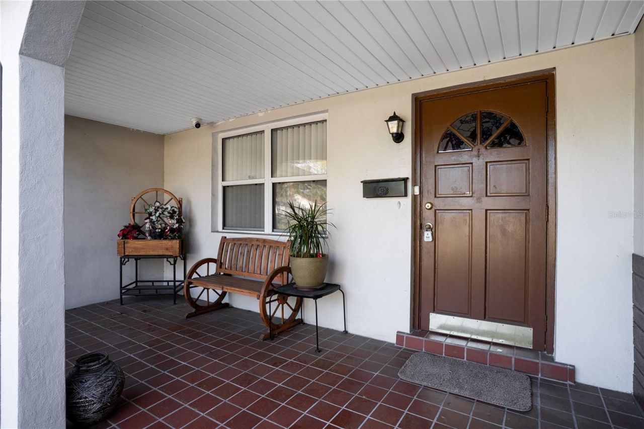 2817 49th Street N, Saint Petersburg, FL 33710 Photo