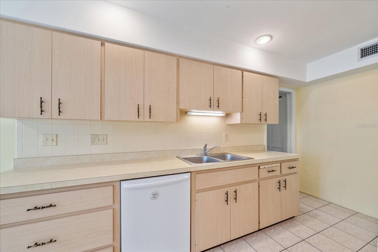 3527 52nd Avenue W, Bradenton, FL 34210 Photo