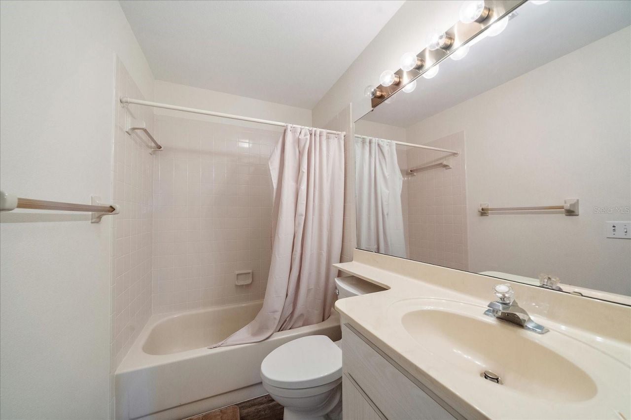 3527 52nd Avenue W, Bradenton, FL 34210 Photo