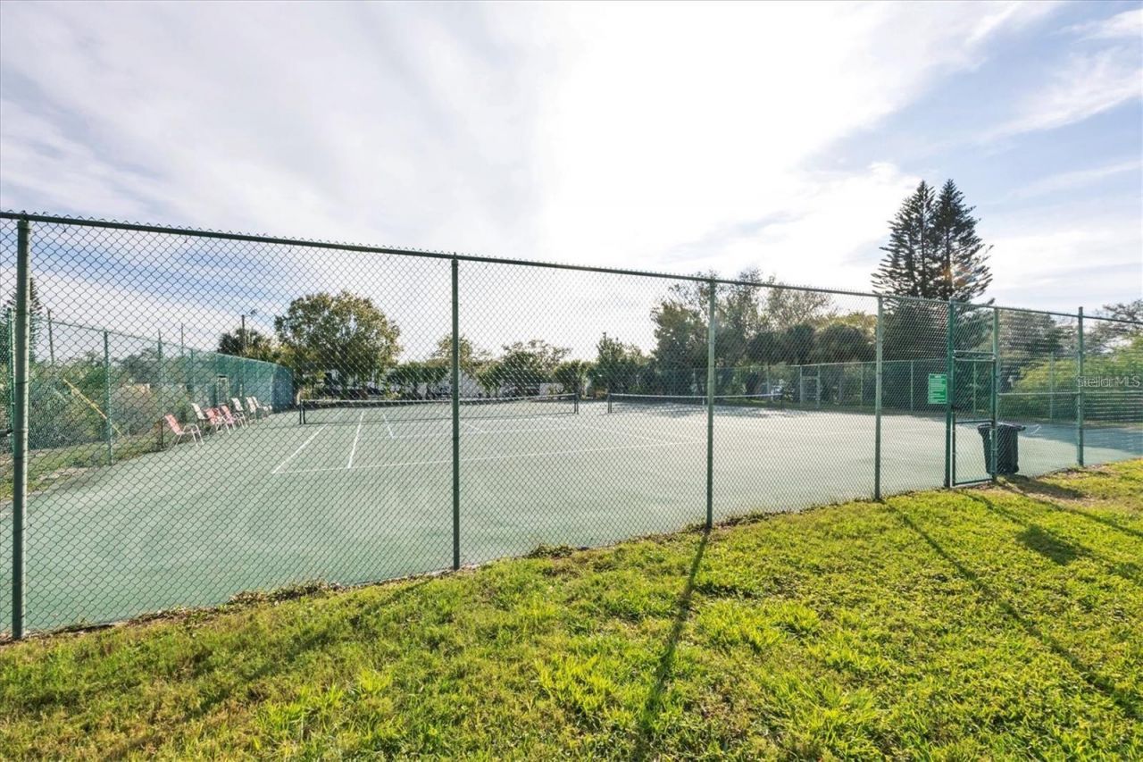 3527 52nd Avenue W, Bradenton, FL 34210 Photo