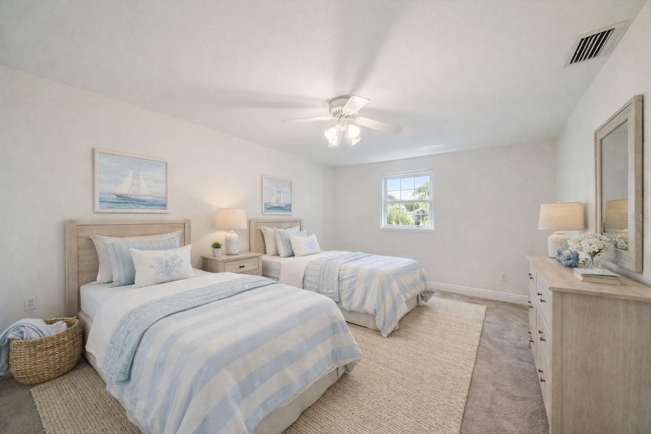 3527 52nd Avenue W, Bradenton, FL 34210 Photo