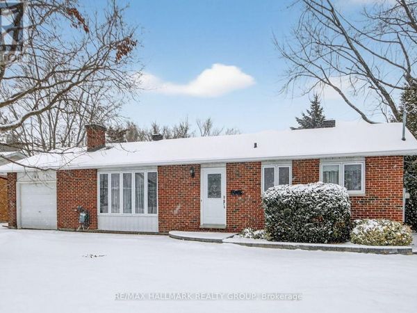 80 Maitland Street , Ottawa, ON K0A2Z0