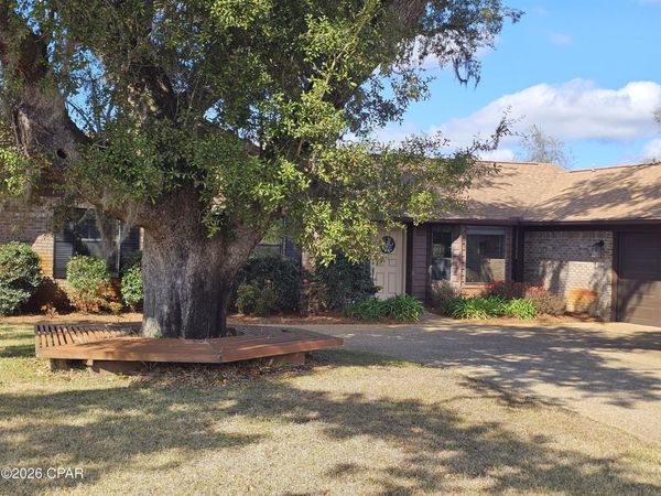 1110 Paton Lane, Lynn Haven, FL 32444