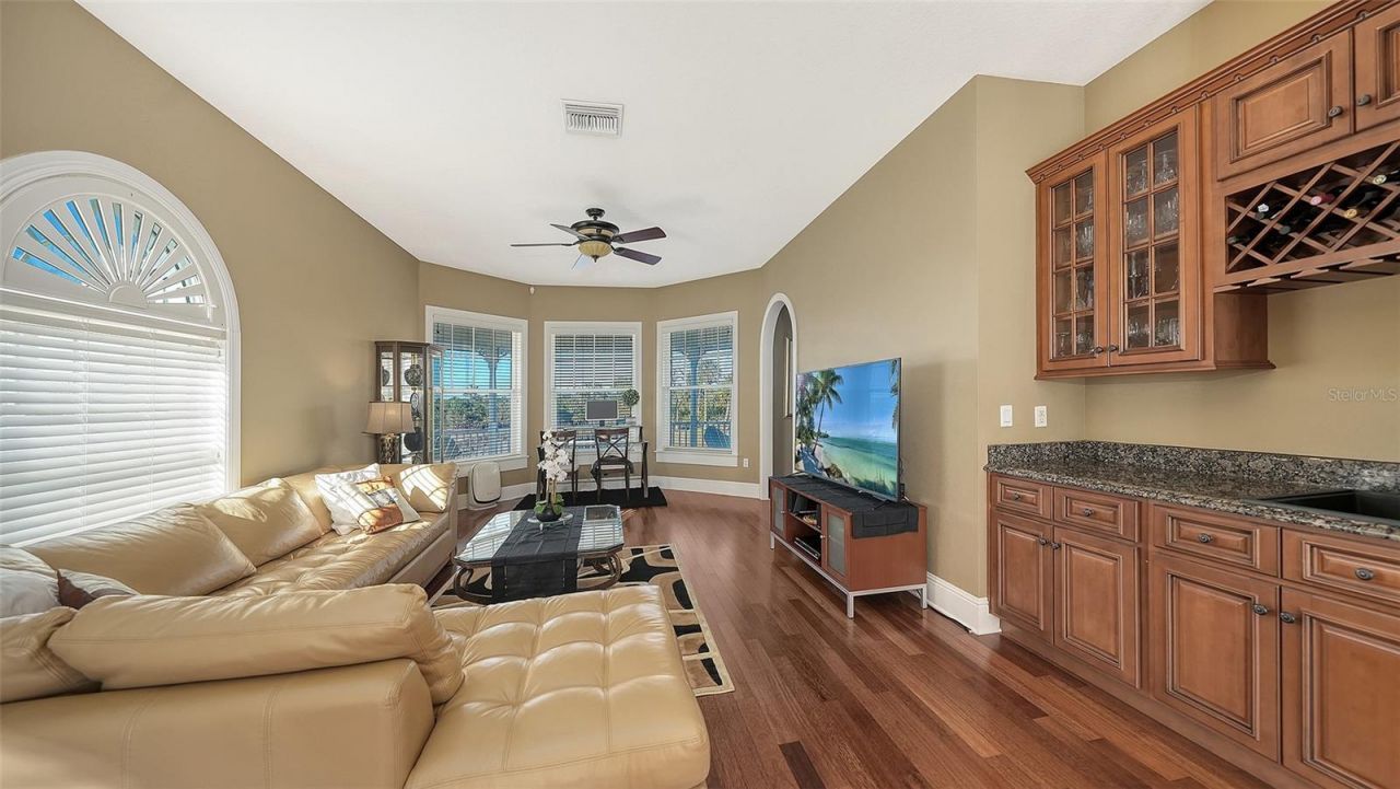 925 Bayshore Drive, Terra Ceia, FL 34250 Photo