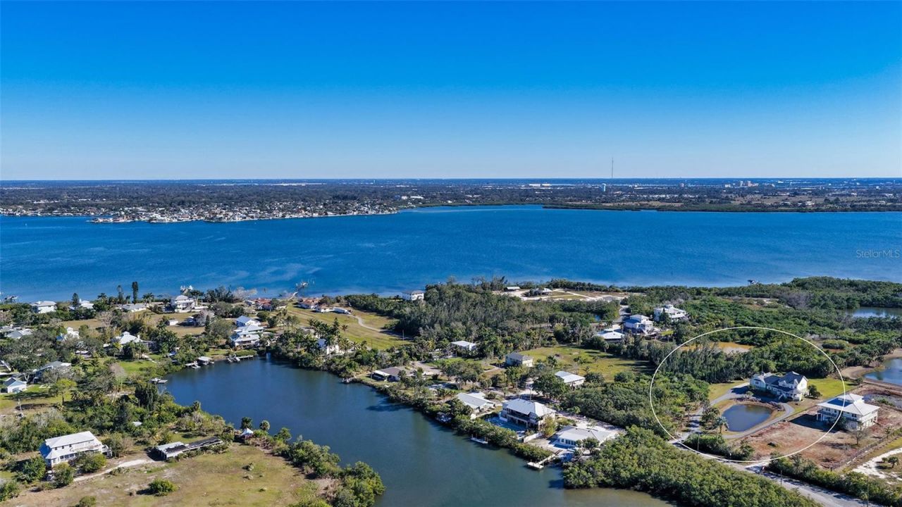 925 Bayshore Drive, Terra Ceia, FL 34250 Photo