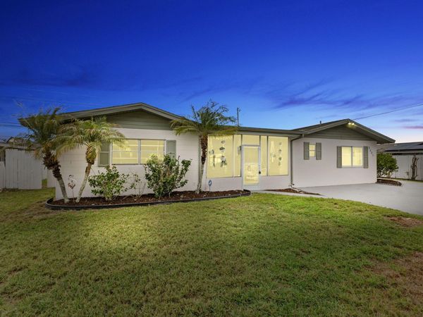 2503 Chesterfield Drive, Fort Pierce, FL 34982