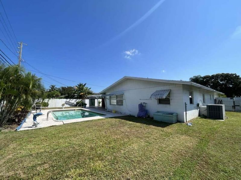 2503 Chesterfield Drive, Fort Pierce, FL 34982 Photo