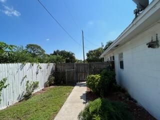 2503 Chesterfield Drive, Fort Pierce, FL 34982 Photo