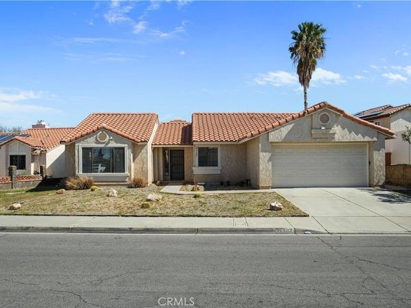 37702 50th Street E, Palmdale, CA 93552
