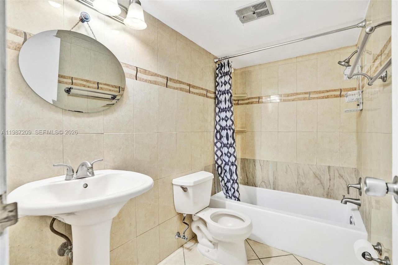 8301 Sands Point Blvd , Unit S205, Tamarac, FL 33321 Photo