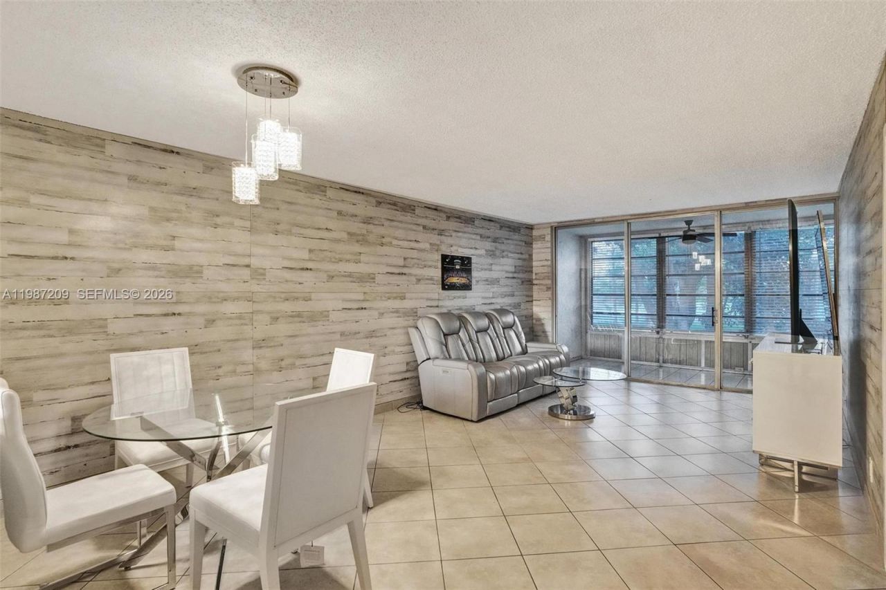 8301 Sands Point Blvd , Unit S205, Tamarac, FL 33321 Photo