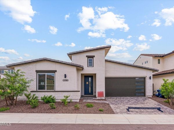 3709 E CONSTANCE Way, Phoenix, AZ 85042