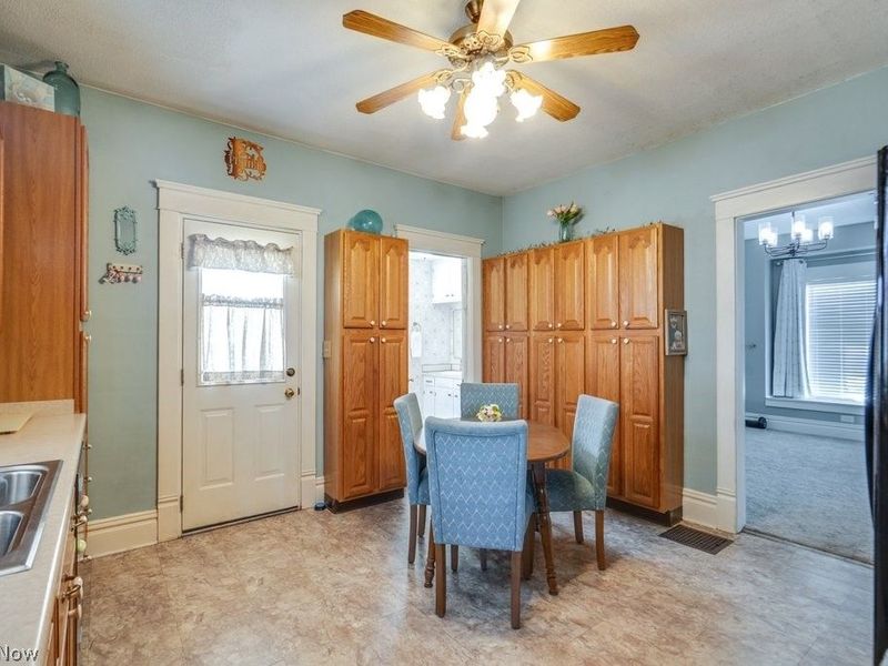 1216 W Market Street, Orrville, OH 44667 Photo 15