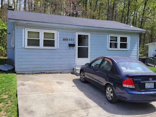 408 S Starr Street, Dallas, NC 28034