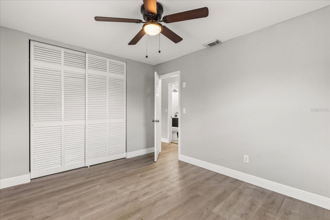 930 Radcliff Street , Deltona, FL 32725 Photo