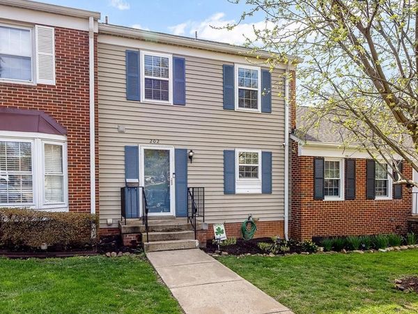 202 LEEDS COURT E, WARRENTON, VA 20186