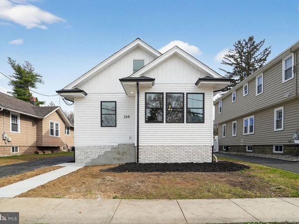 210 CARLISLE ROAD, AUDUBON, NJ 08106