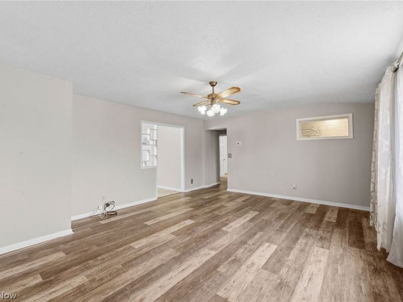 3803 Center Drive, Parma, OH 44134 Photo 10