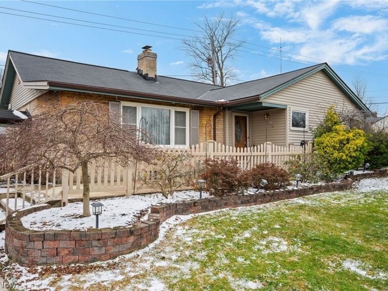 3803 Center Drive, Parma, OH 44134 Photo 3