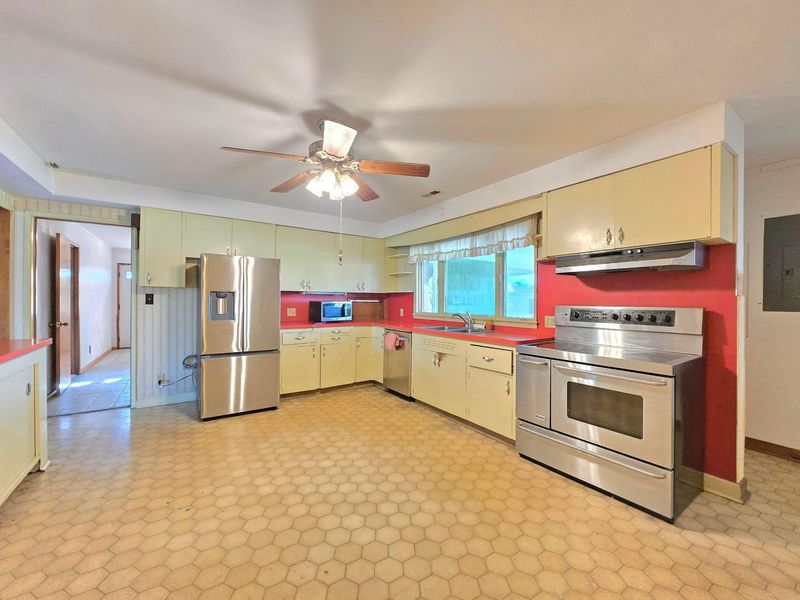 222 Juniper Avenue, Westerville, OH 43081 Photo 13