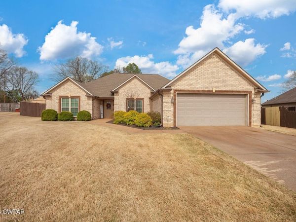 34 Thistledown Cove, Humboldt, TN 38343