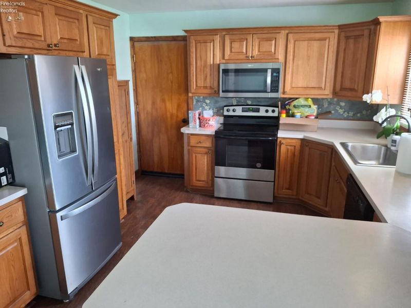 29 Fifth Street, Berlin Heights, OH 44814 Photo 2