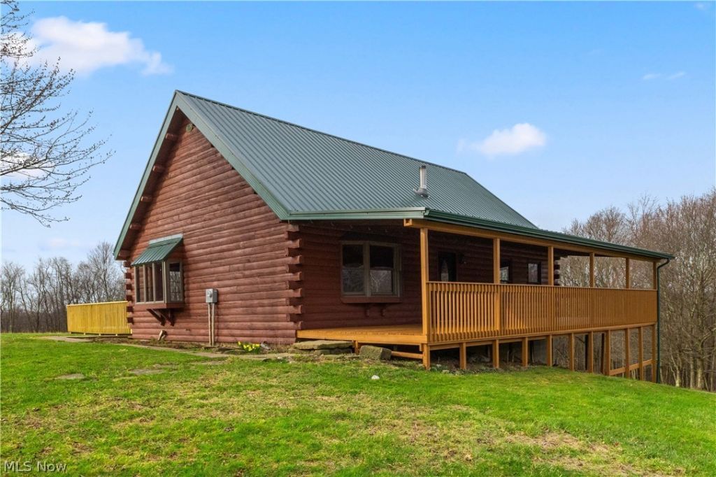 52 Wabash Lane, Weirton, WV 26062 Main Photo