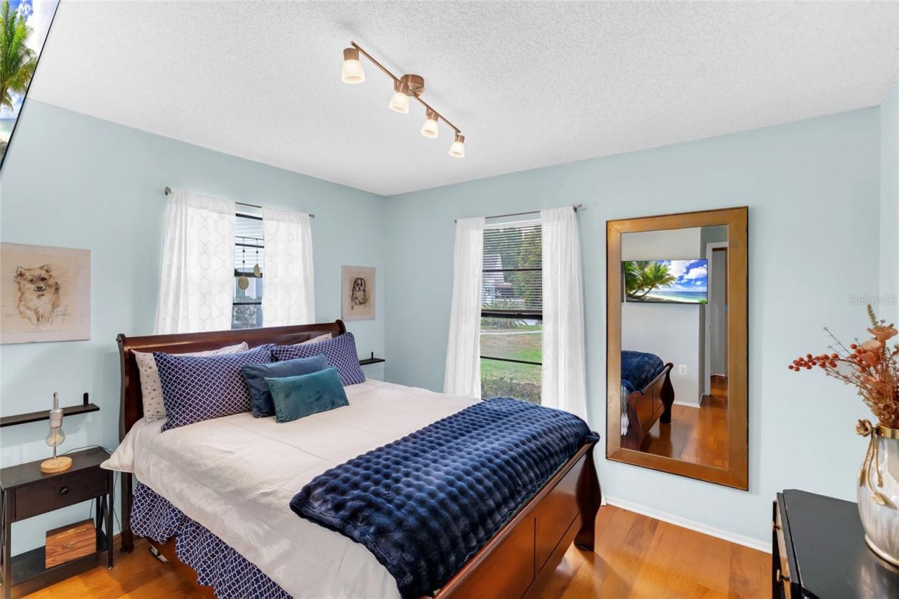 8345 Brandeis Court, Sarasota, FL 34243 Photo