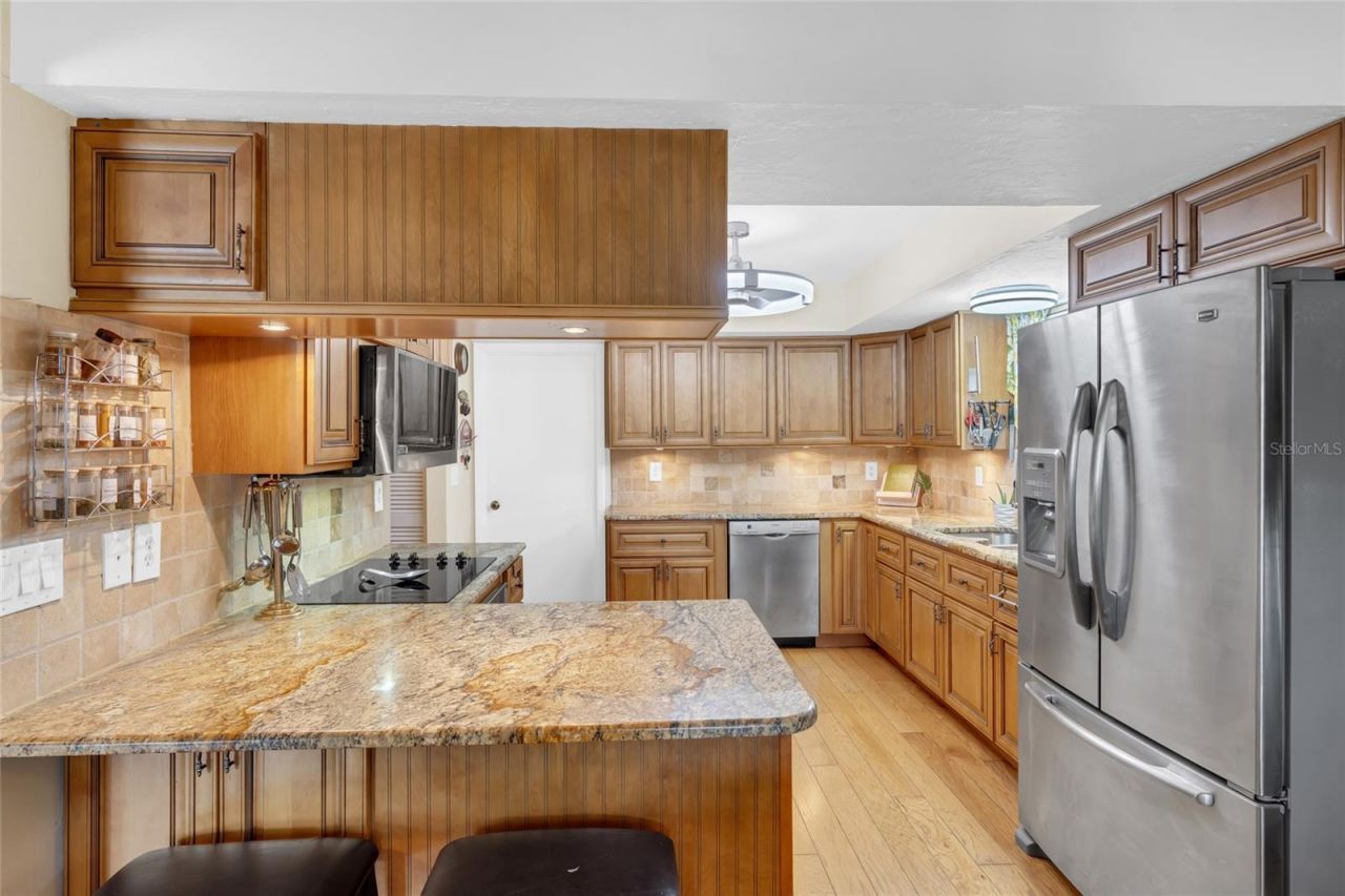 8345 Brandeis Court, Sarasota, FL 34243 Photo