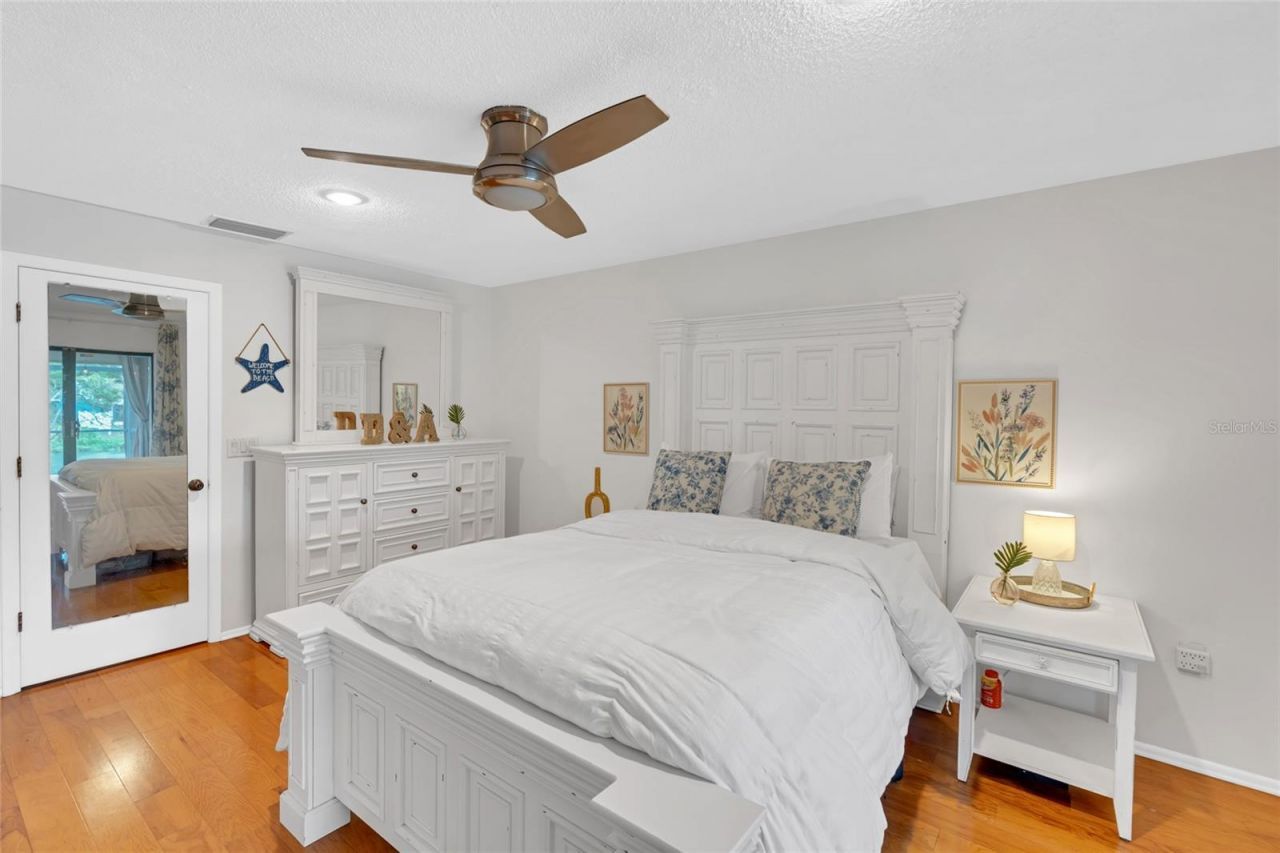 8345 Brandeis Court, Sarasota, FL 34243 Photo