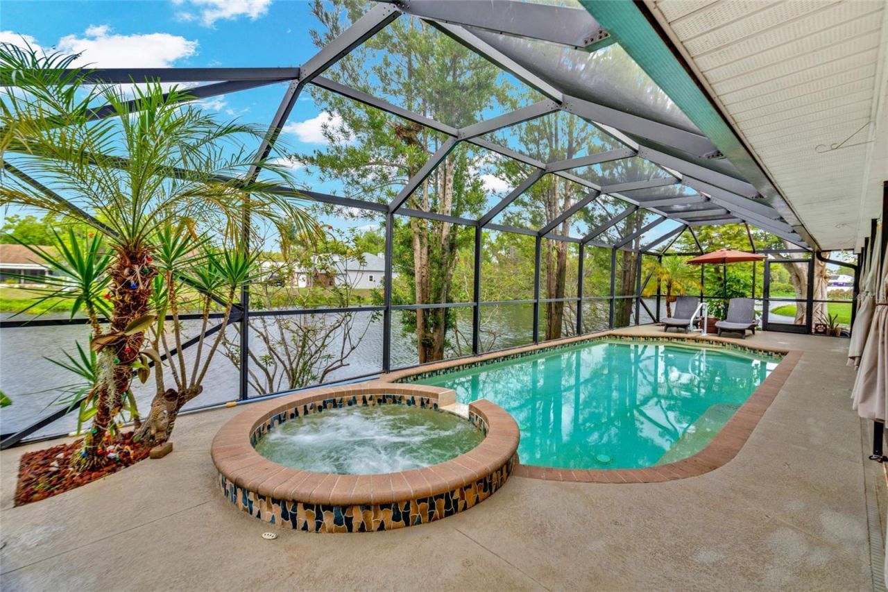 8345 Brandeis Court, Sarasota, FL 34243 Photo