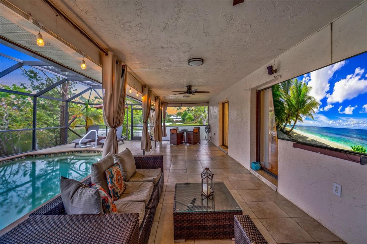 8345 Brandeis Court, Sarasota, FL 34243 Photo